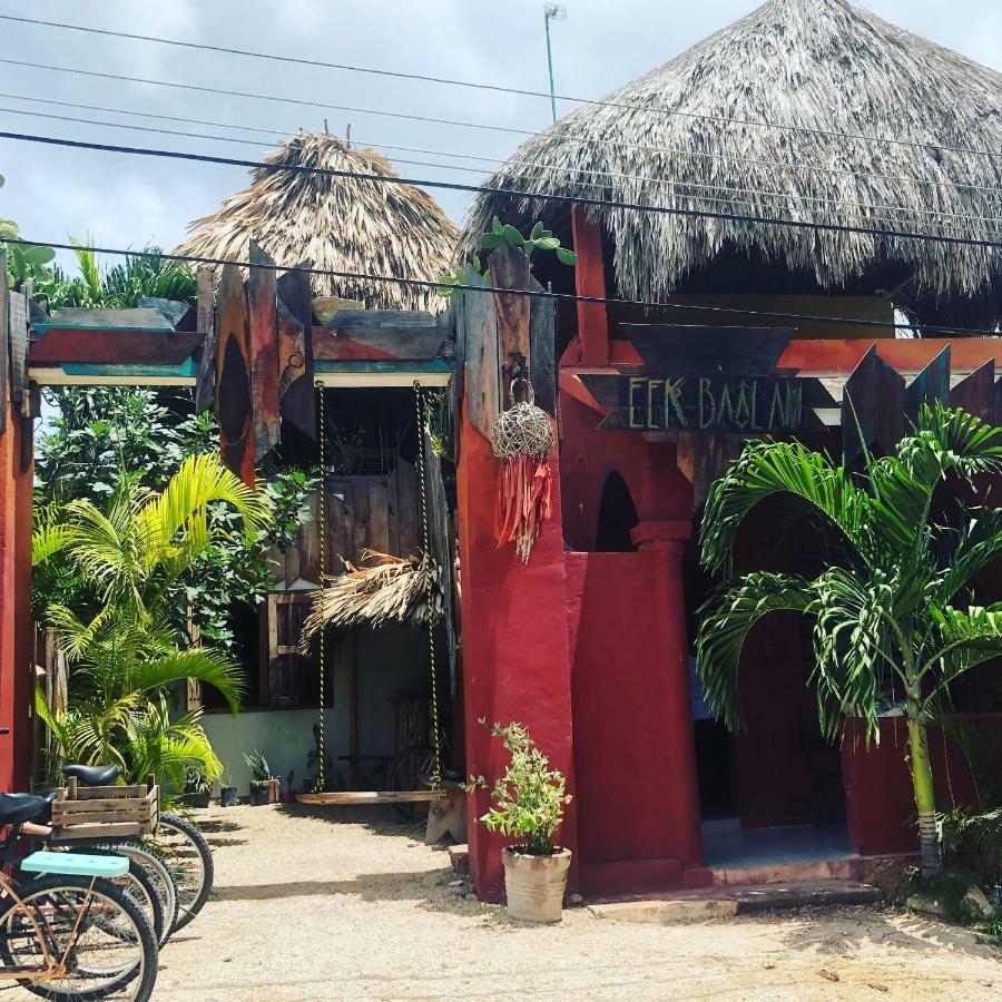 Black Jaguar Hostel Bacalar Buitenkant foto