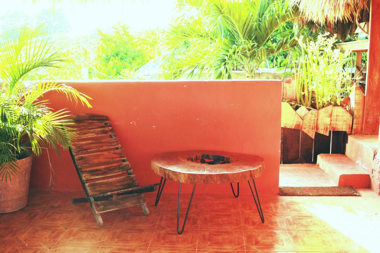 Black Jaguar Hostel Bacalar Buitenkant foto